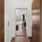 아파트 Cozy In With Ethernet Internet